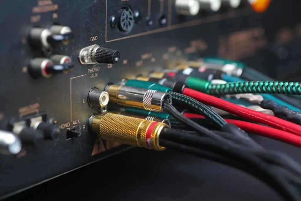 How to fix surround speaker wiring to avoid echo