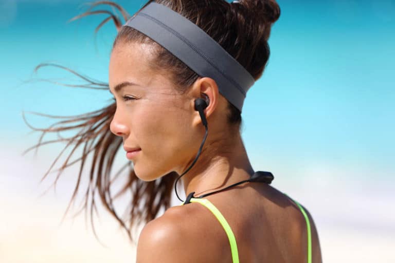 18 Tips on How to Keep Earbuds from Falling Out (Photos) Audio MAV