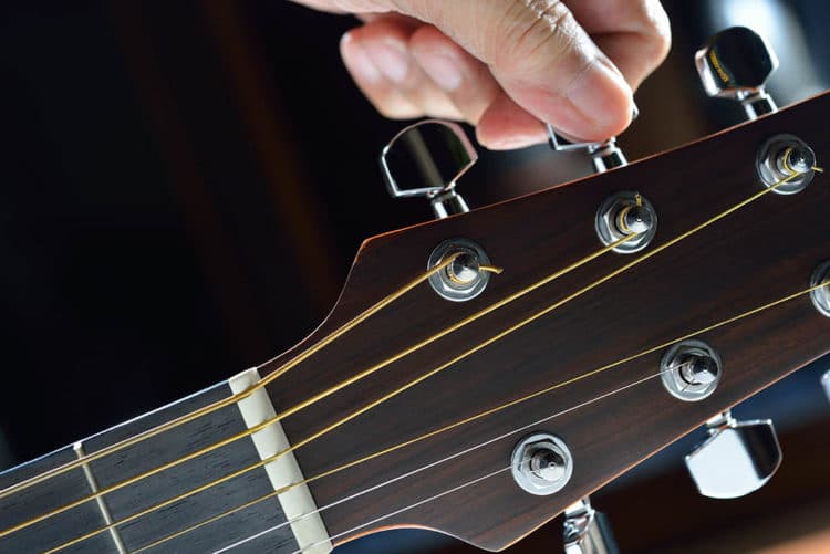 best free guitar tuner for iphone