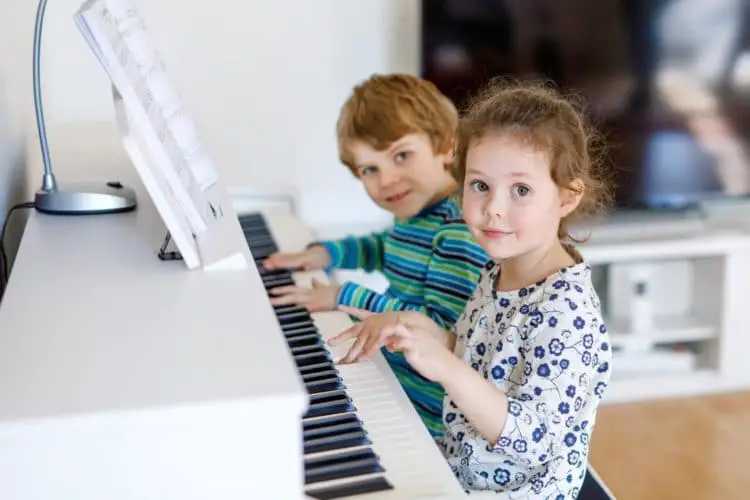 Best Pianos for Toddlers and Kids Compared & Reviewed