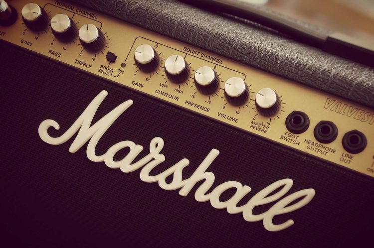 Why is the Marshall MG100HDFX 12 stack hated so much