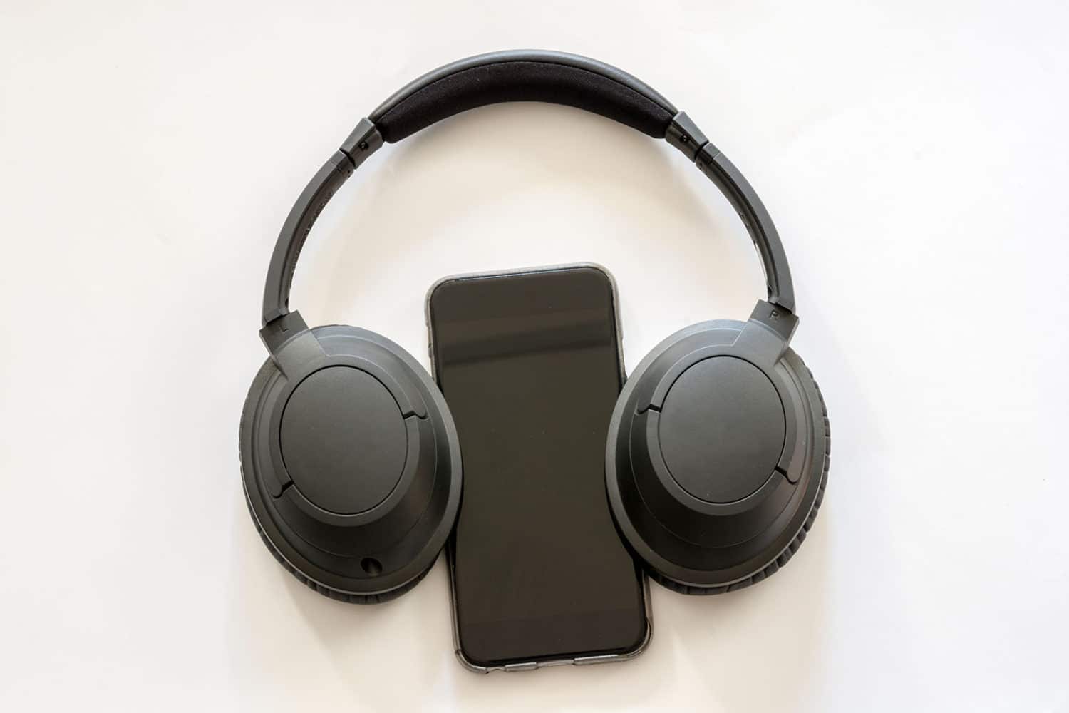 Why does my bluetooth headset keep disconnecting audio mav