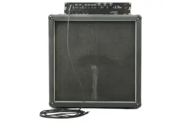 Are Bass and Guitar Cabs the Same?